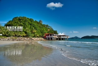 Cenang Beach (Pantai Cenang)_19