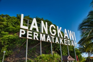 Cenang Beach (Pantai Cenang)_22