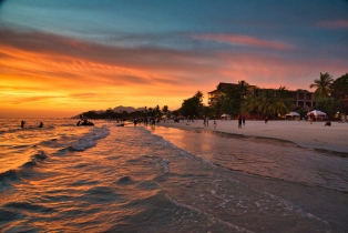 Cenang Beach (Pantai Cenang)_41