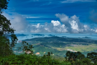Gunung Raya